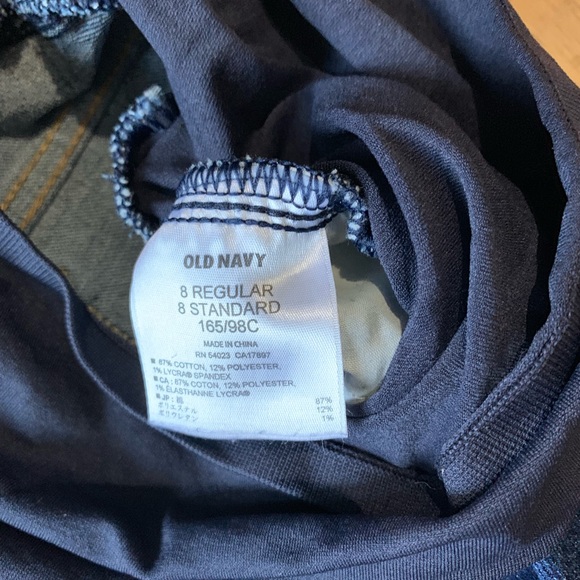 Capris! - Picture 2 of 2